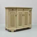 1172 1219 SIDEBOARD